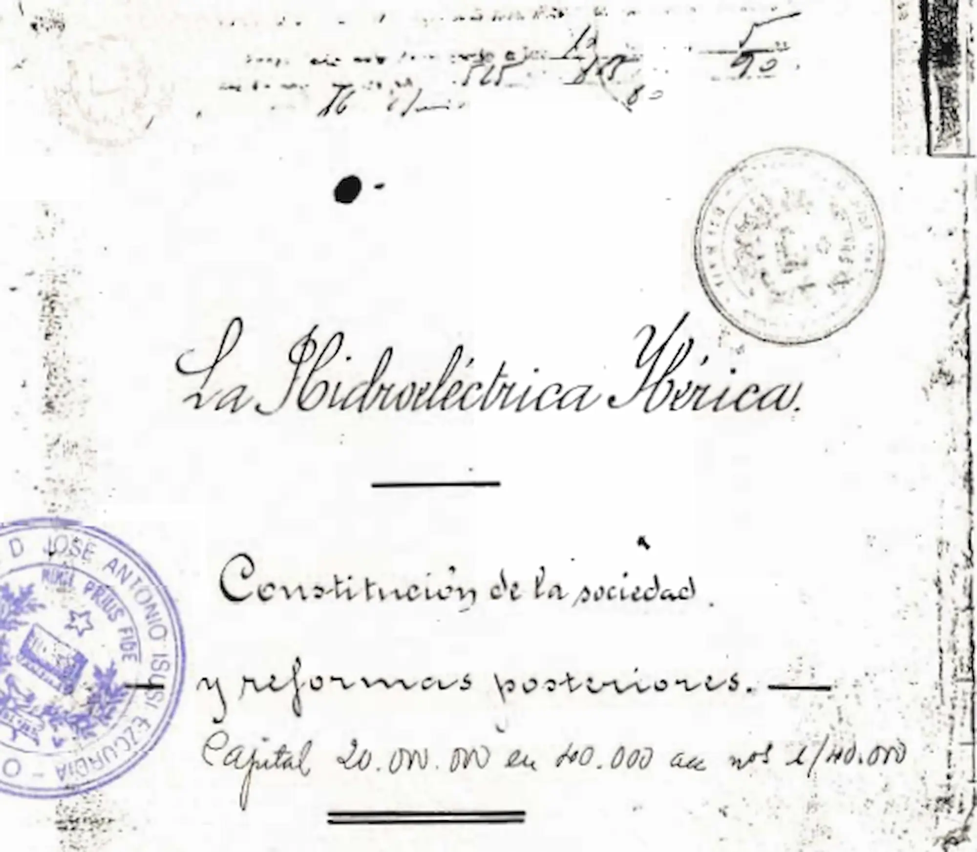 Imagen de un recorte de una acción escaneada de un libro y una fotografía de las escrituras de cuando se creó Hidroeléctrica Ibérica en España.