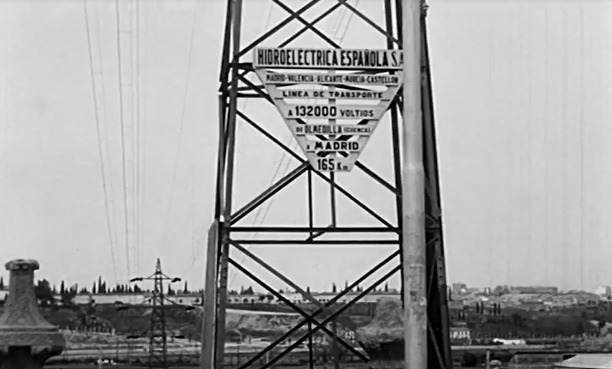 Hidroeléctrica Española crea su propia distribuidora nace Electra de Madrid, año 1909