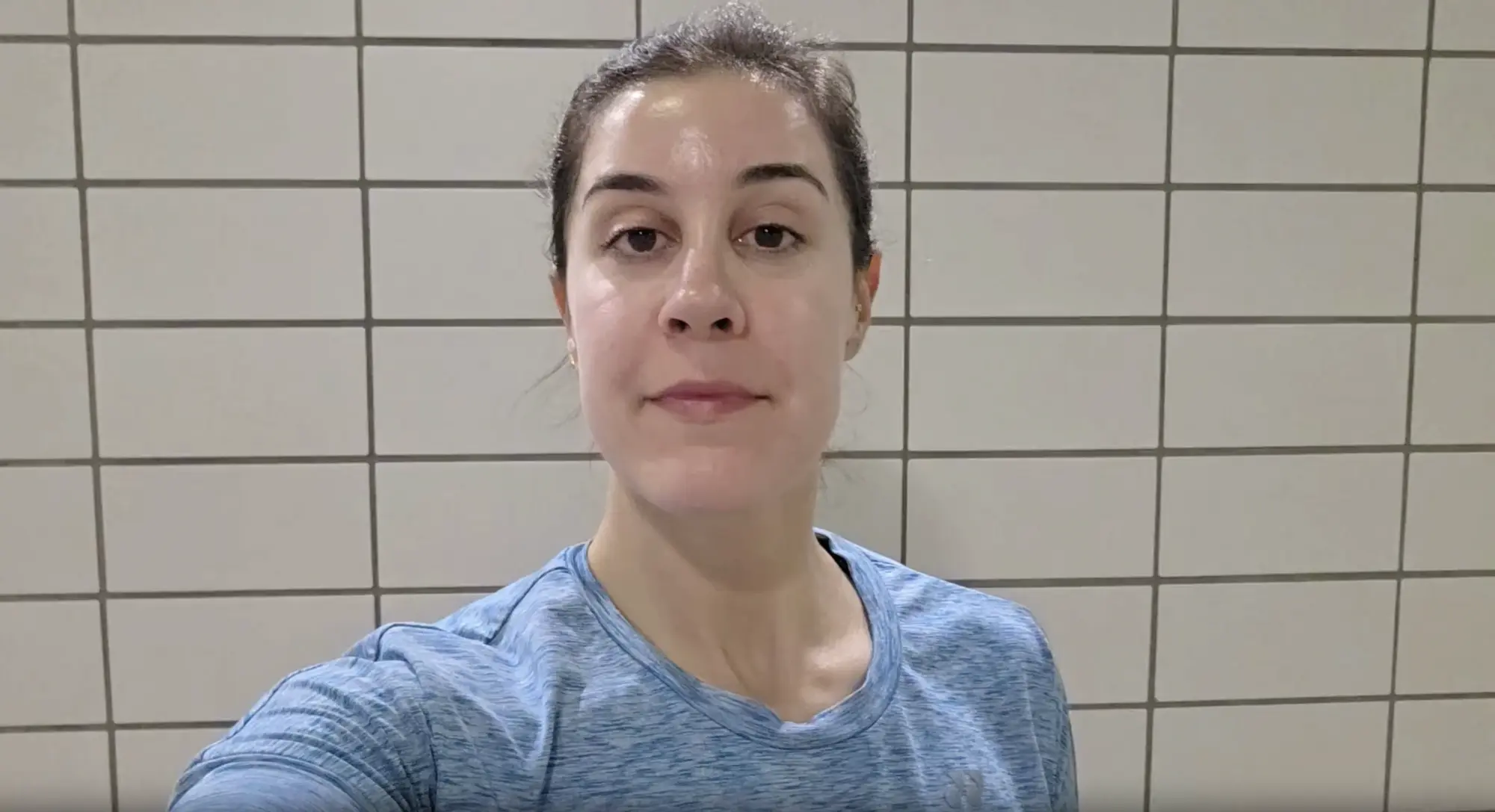 Imagen de Carolina Marín haciéndose un vídeo selfie