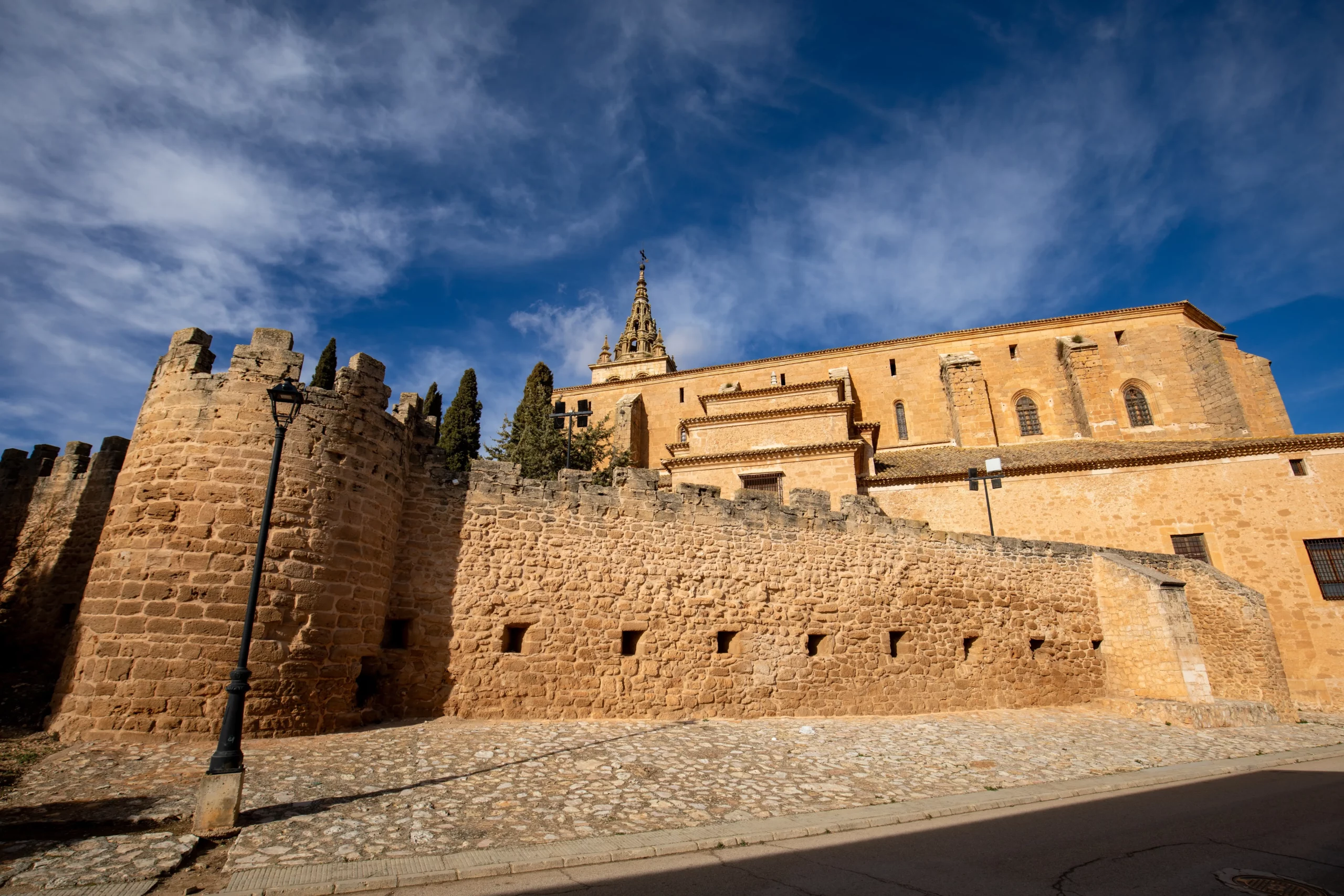 We have unveiled the new lighting scheme for the Basílica de Nuestra Señora de la Asunción in Cuenca