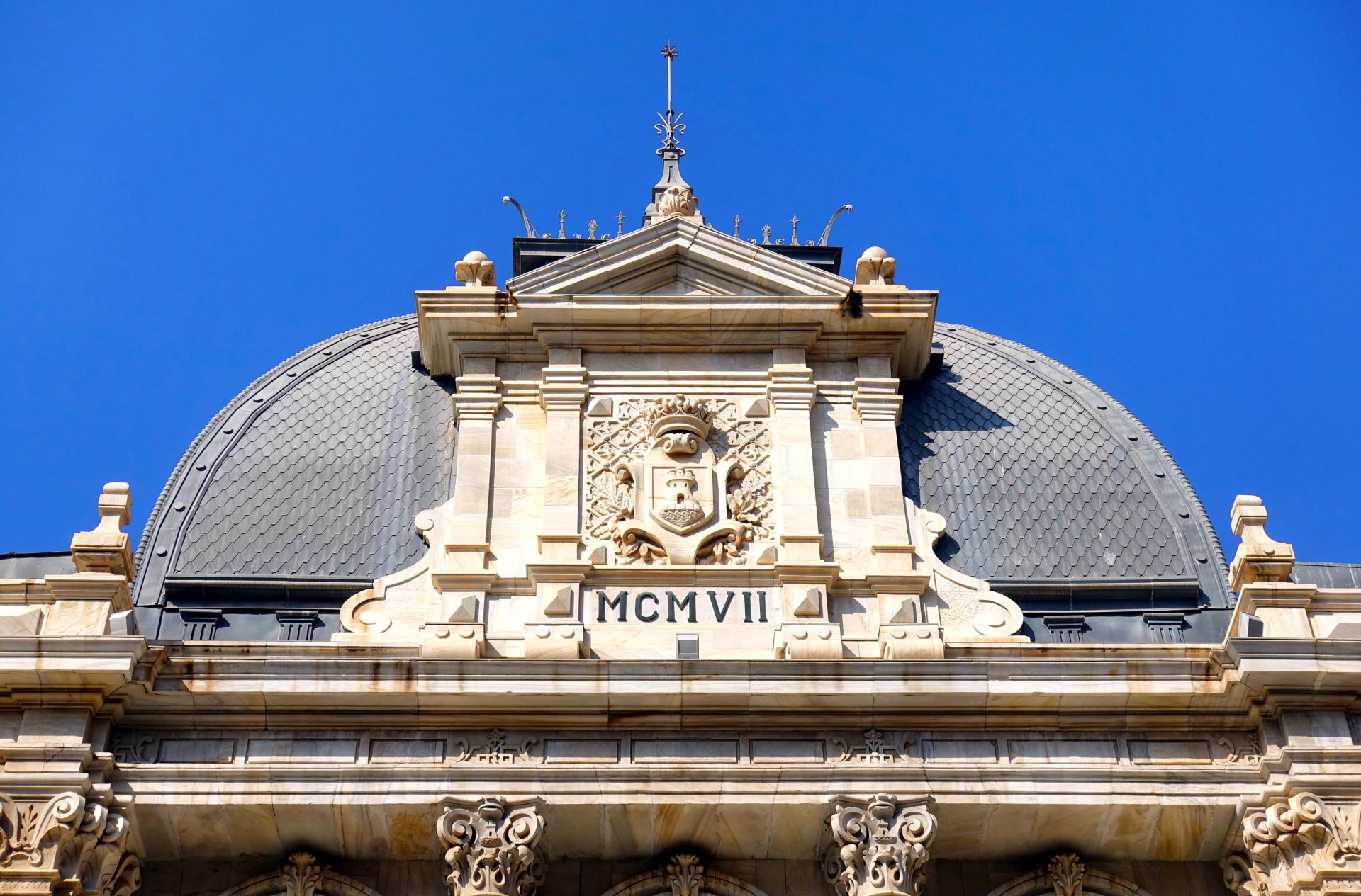 We unveil the new lighting at Cartagena City Hall